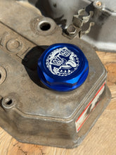Load image into Gallery viewer, Tire Dude Oil Cap (Fits all Toyotas with screw on style cap)