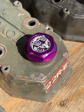 Load image into Gallery viewer, Tire Dude Oil Cap (Fits all Toyotas with screw on style cap)