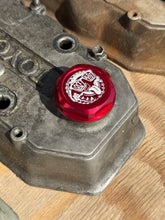 Load image into Gallery viewer, Tire Dude Oil Cap (Fits all Toyotas with screw on style cap)