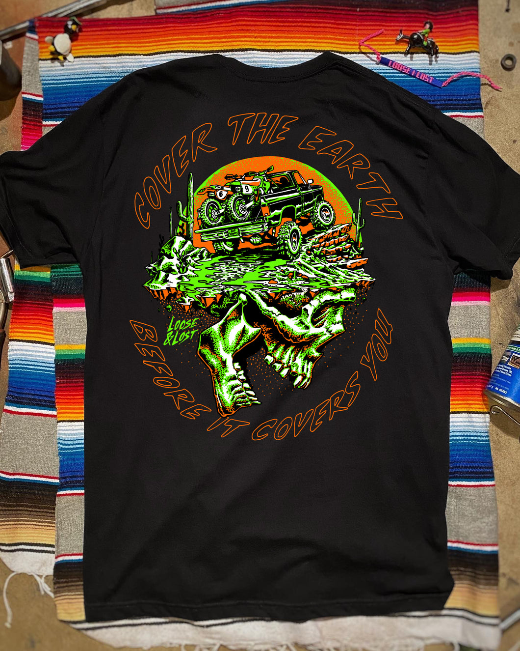 PRE-ORDER!!! Cover the earth Halloween! - Black